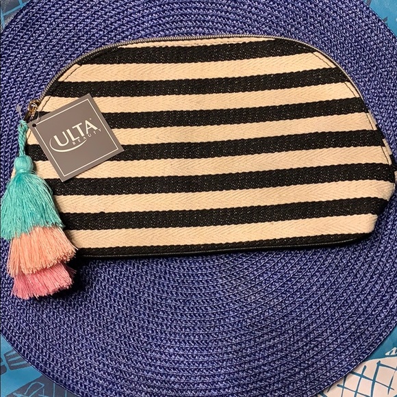 Ulta Beauty Handbags - Ulta Beauty Bag FREE w/ bundle